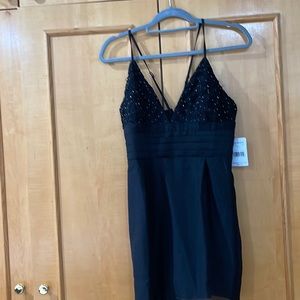 New Free People Size 8 fully lined black party dress!!🍀